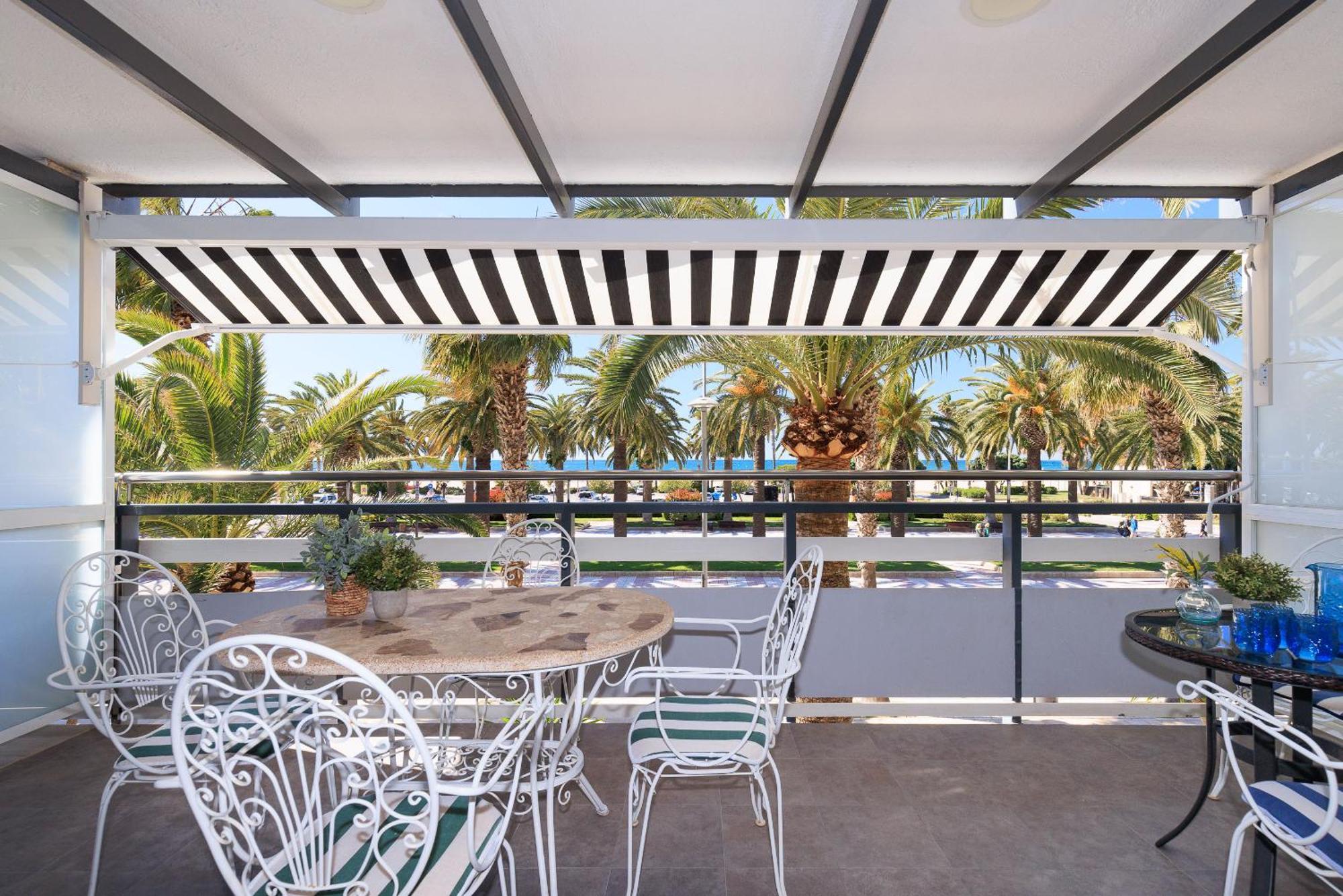 Uhc Rodas Apartments Salou Room photo